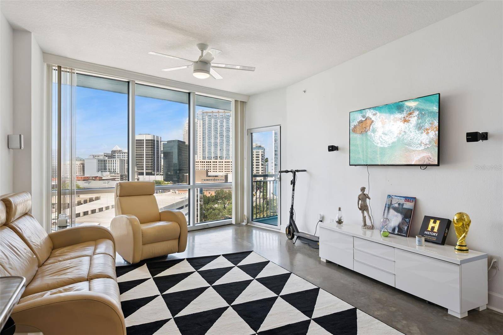 322 E CENTRAL BLVD #1107, Orlando, FL 32801
