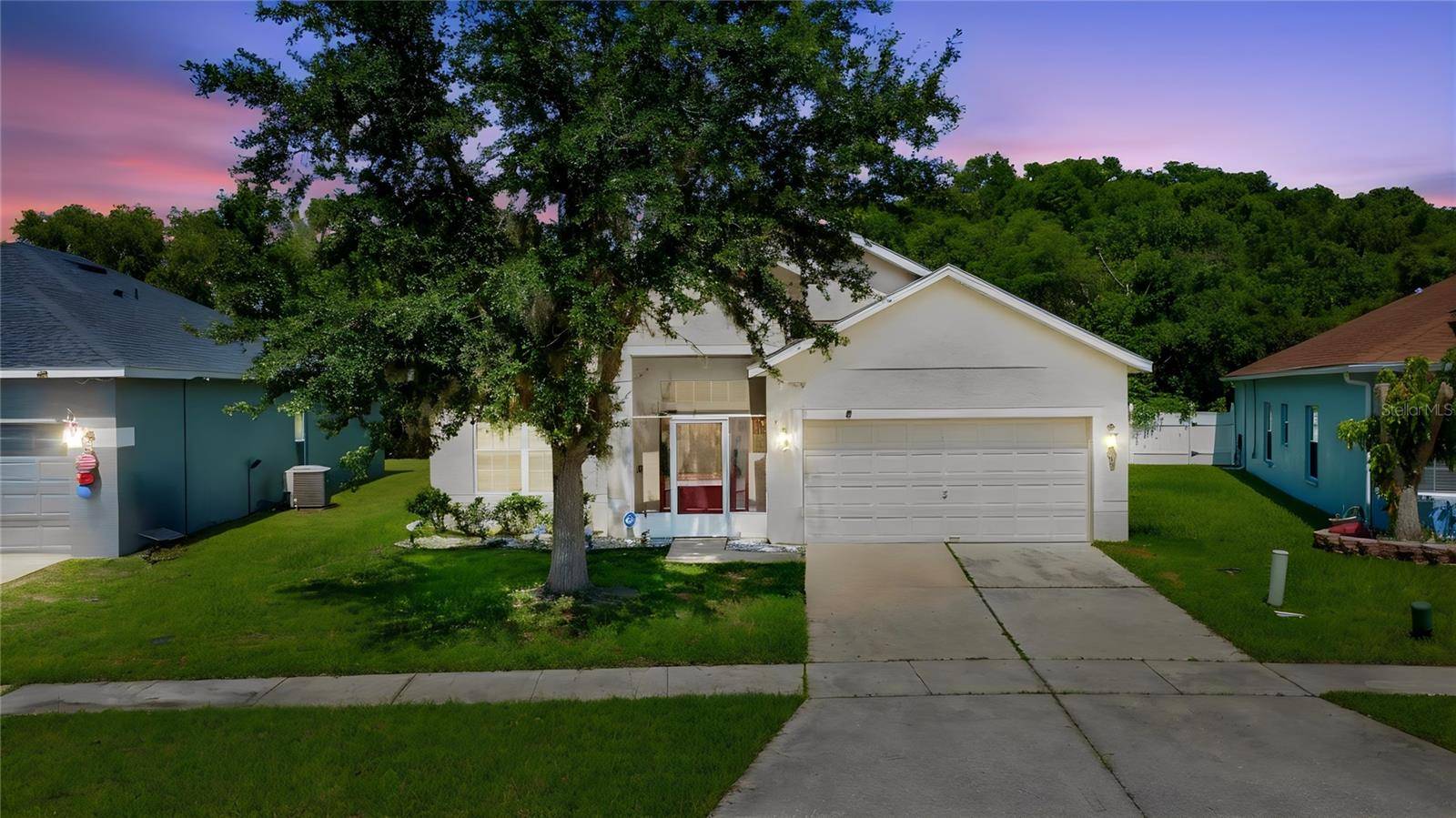 907 HACIENDA CIR, Kissimmee, FL 34741