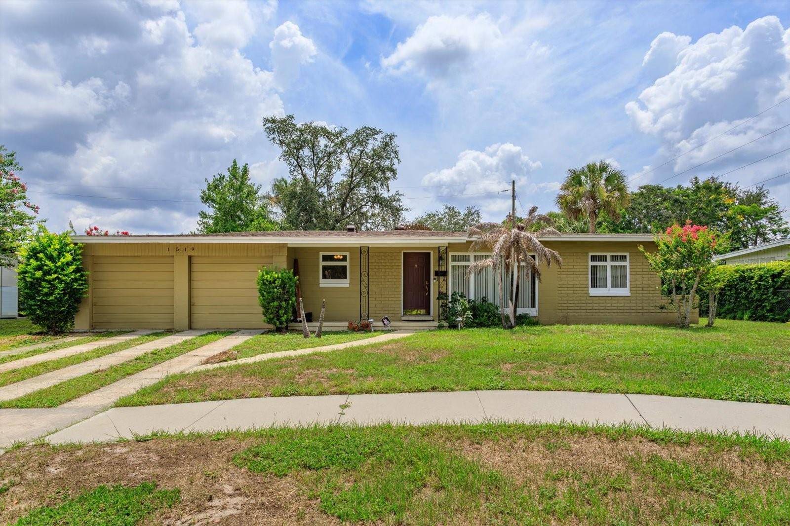1519 CATALPA LN, Orlando, FL 32806