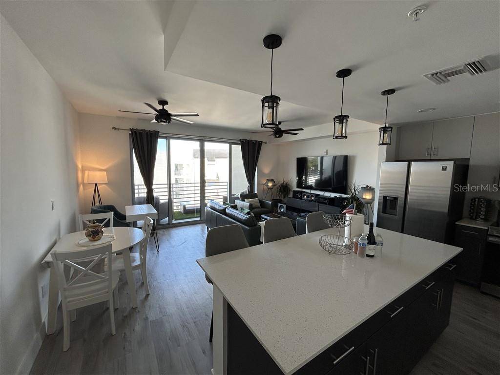 1703 N TAMIAMI TRL #510, Sarasota, FL 34234
