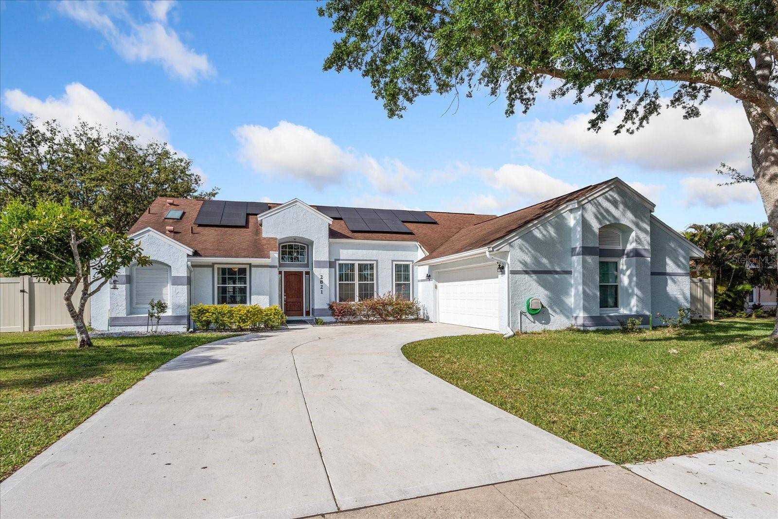 2821 LONE FEATHER DR, Orlando, FL 32837