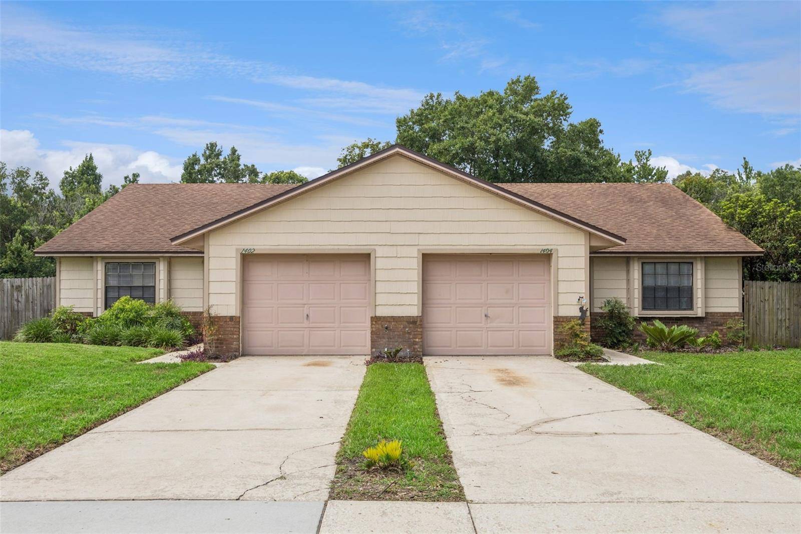 1402 & 1404 PLEASANT OAK LN, Orlando, FL 32804