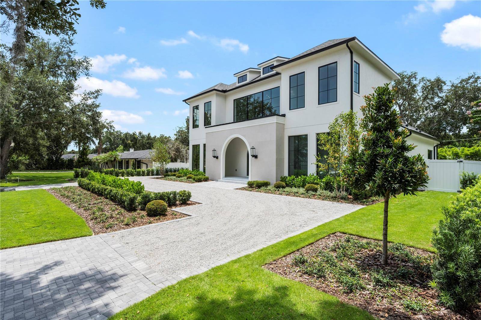 1525 GRANVILLE DR, Winter Park, FL 32789
