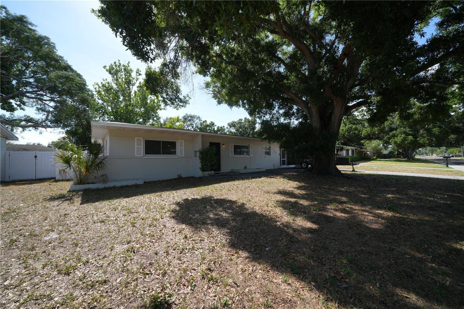 4517 S CLARK AVE, Tampa, FL 33611