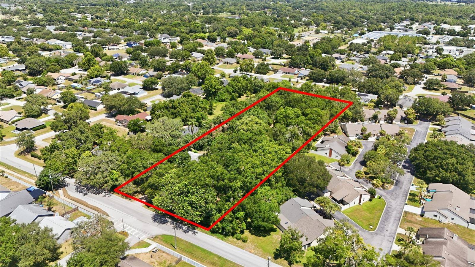 2675 E WASHINGTON AVE, Eustis, FL 32726