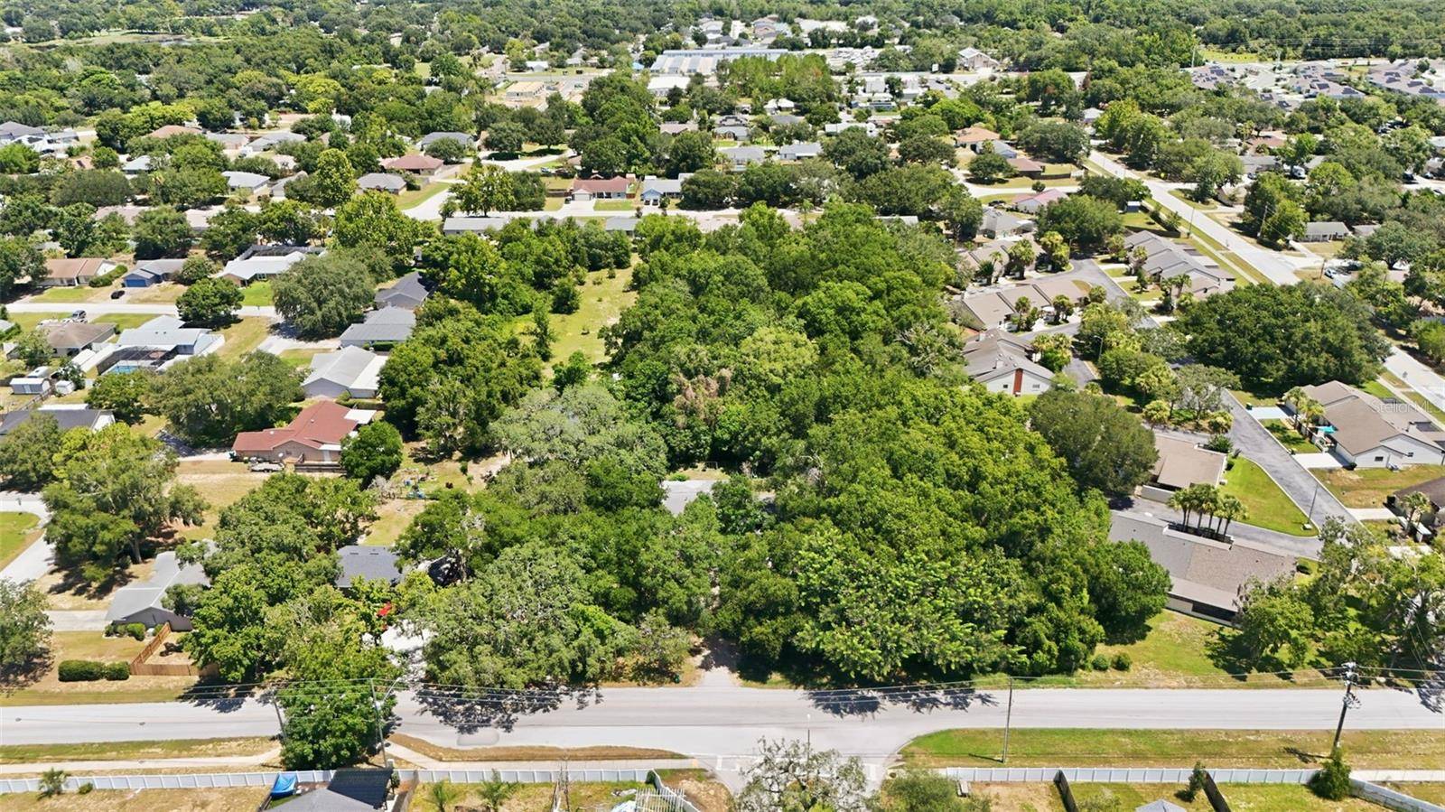 2675 E WASHINGTON AVE, Eustis, FL 32726