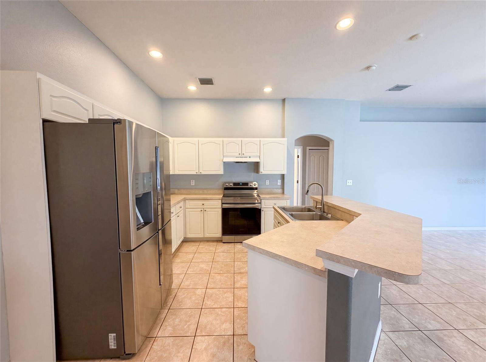 222 TAYLOR BAY LN, Brandon, FL 33510