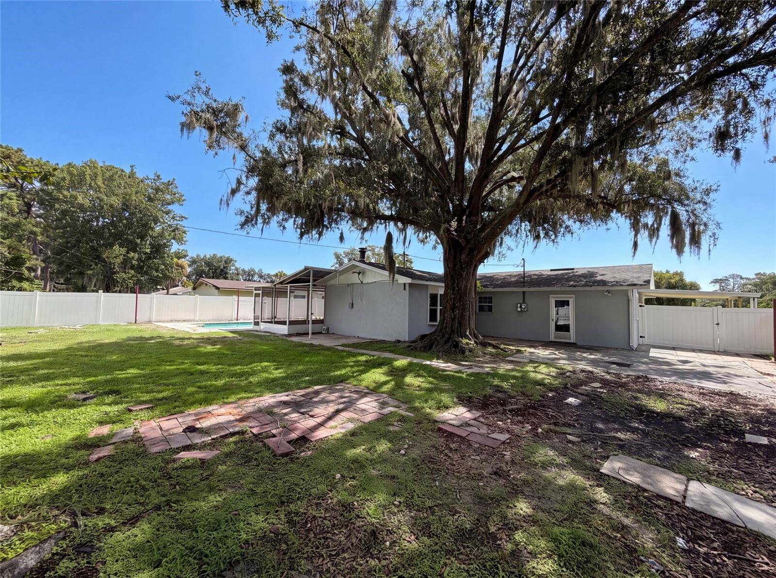 1823 LORI LN W, Lakeland, FL 33801