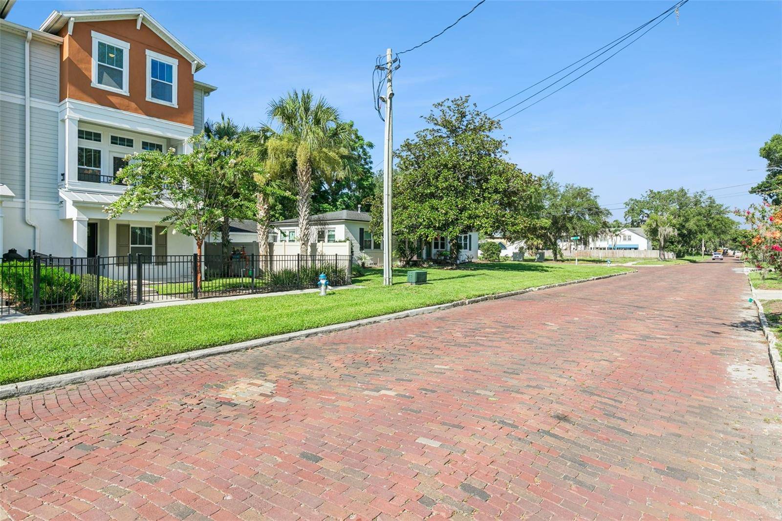 1012 E MARKS ST, Orlando, FL 32803