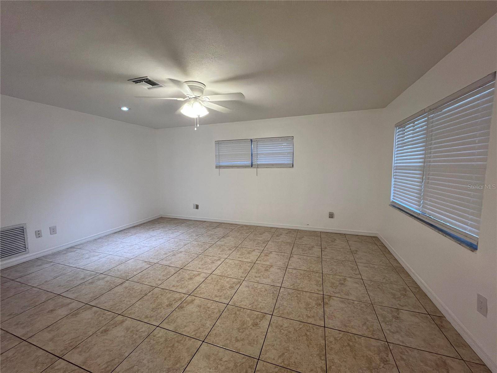 1238 WOODMERE DR, Altamonte Springs, FL 32714