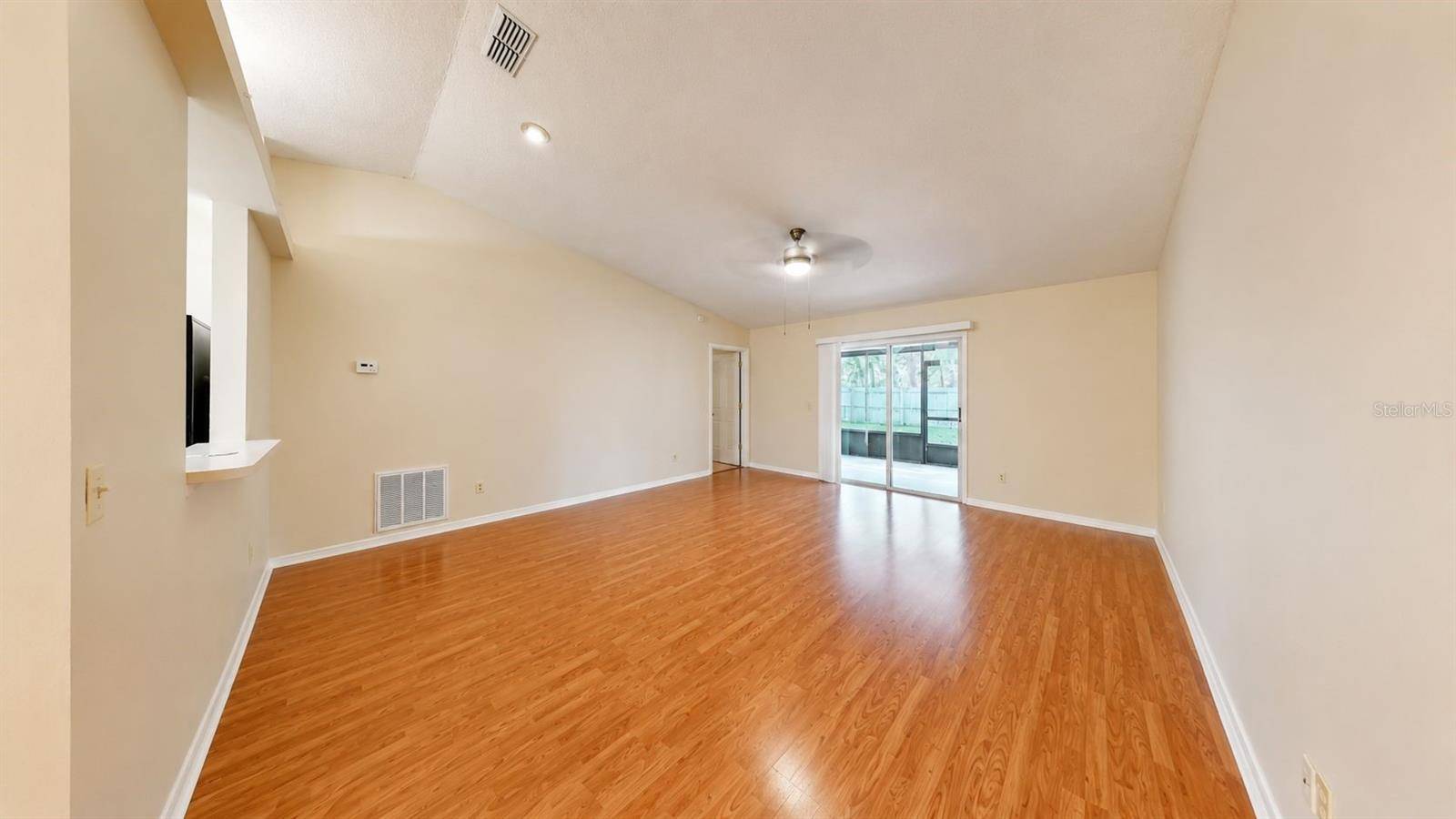 127 TITAN DR, Davenport, FL 33837