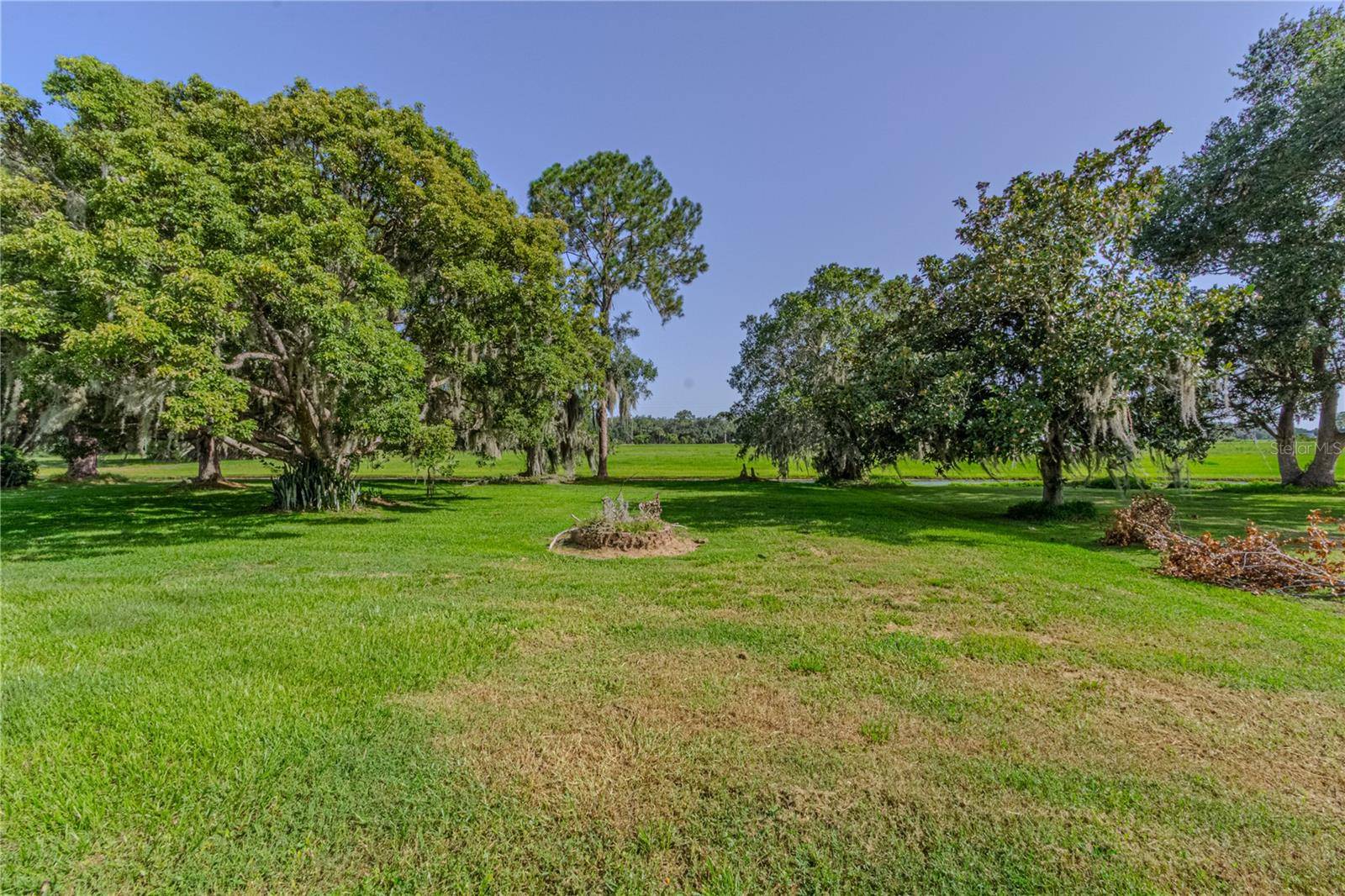 7208 HONEYSUCKLE DR, Sebring, FL 33876