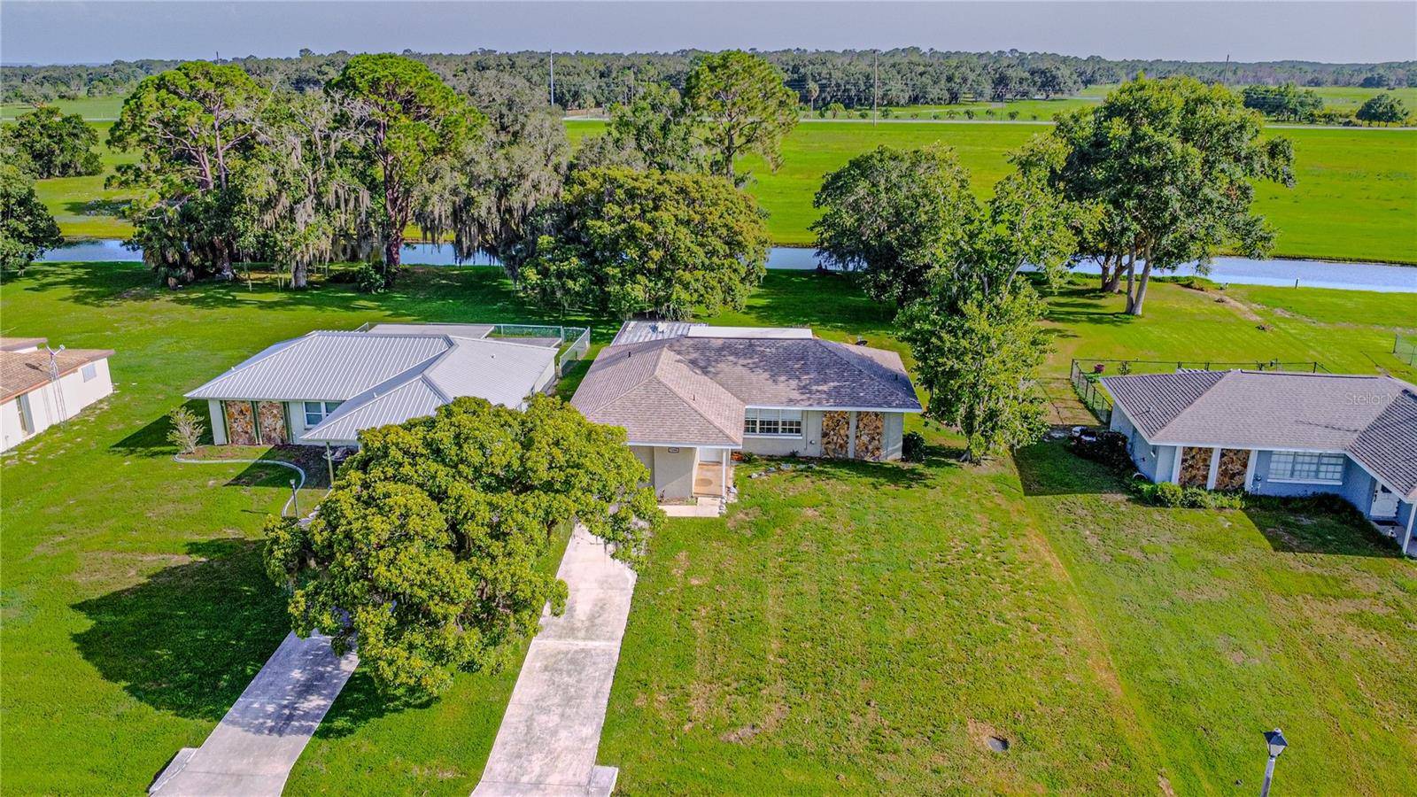 7208 HONEYSUCKLE DR, Sebring, FL 33876