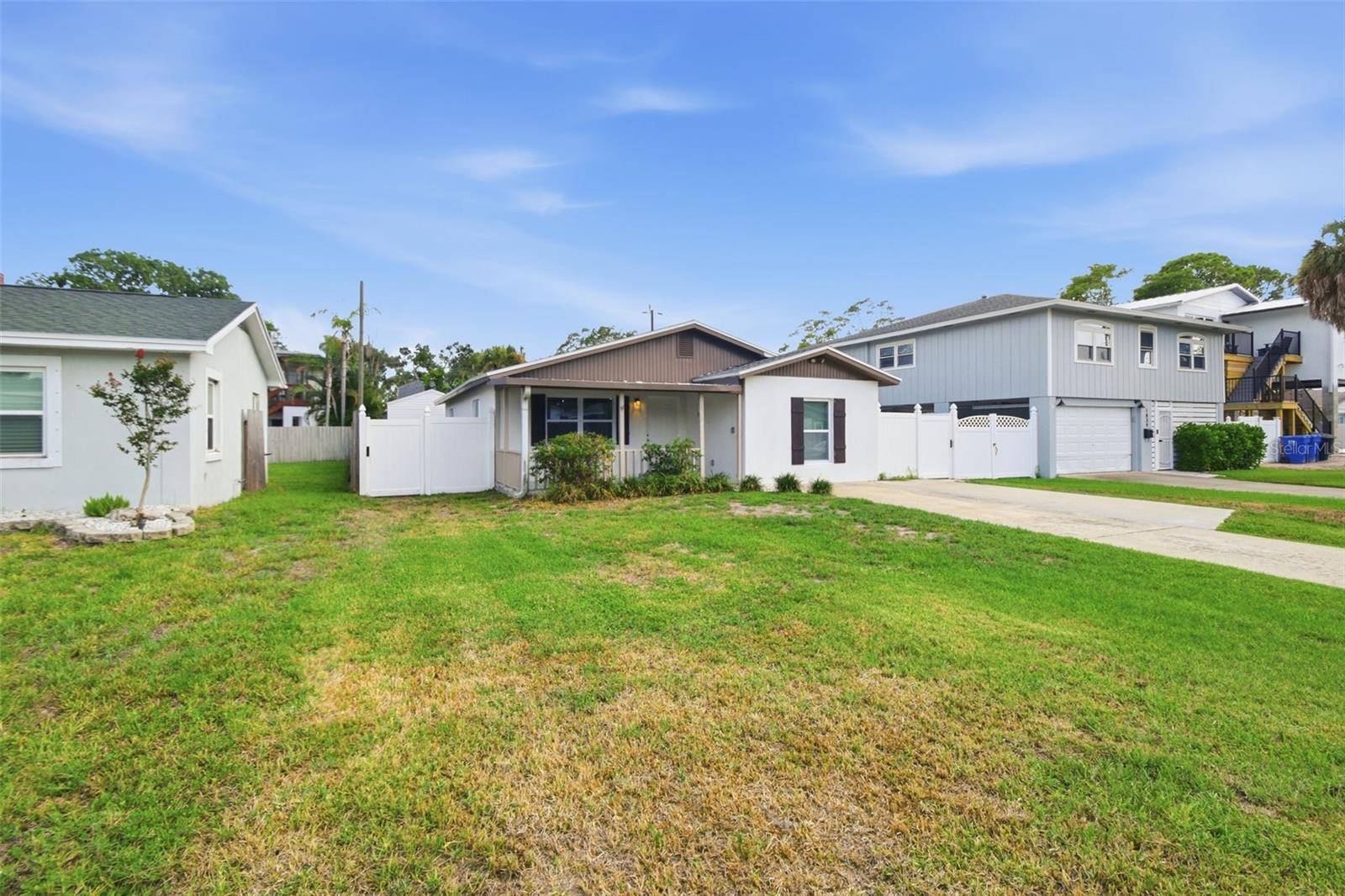 1842 SHORE ACRES BLVD NE, St Petersburg, FL 33703