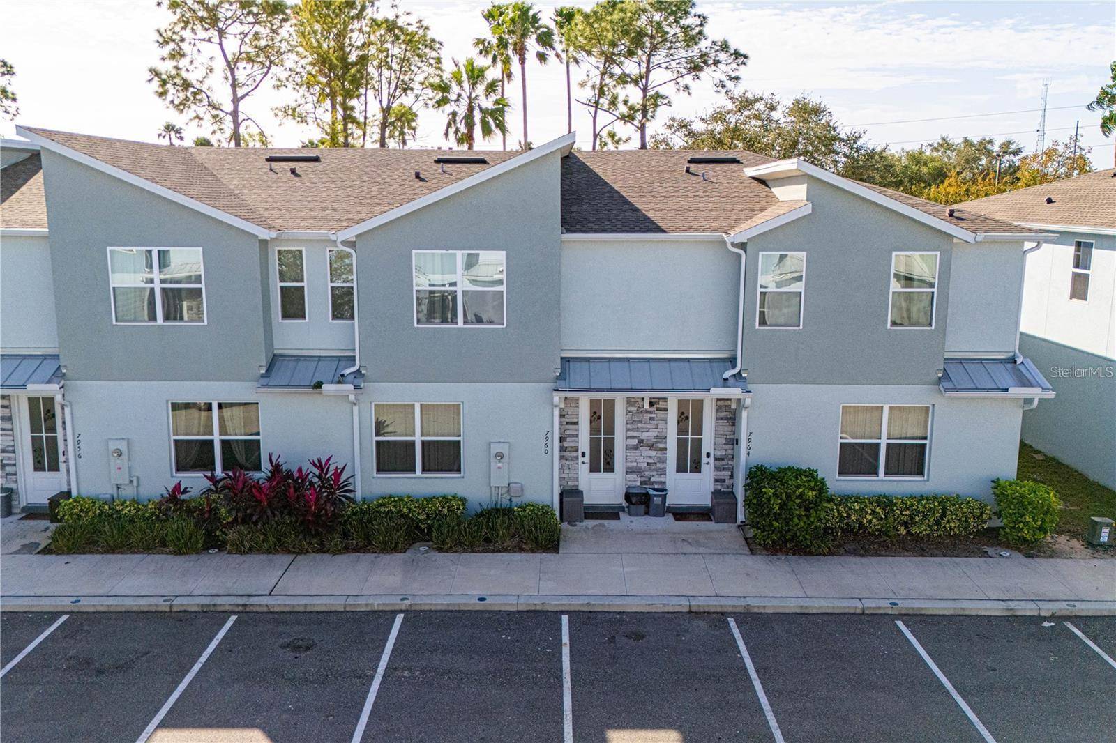 7956 FORMOSA VALLEY PL, Kissimmee, FL 34747