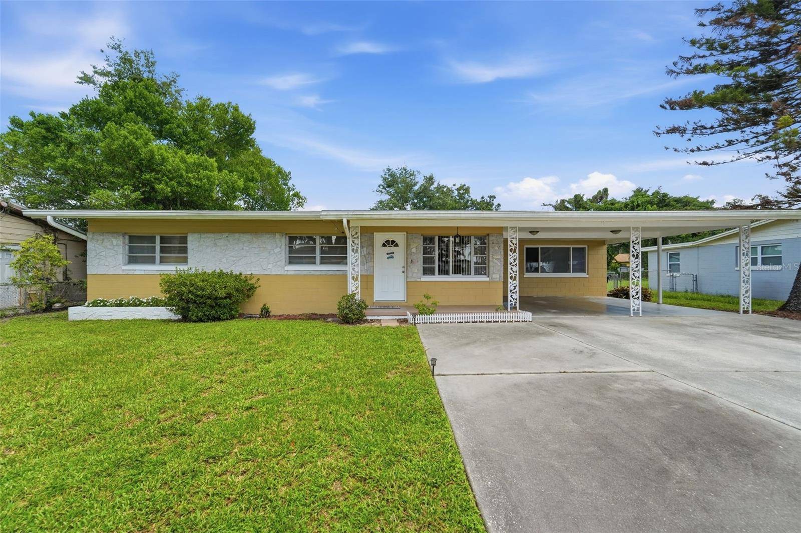123 E LAKE MARY DR, Orlando, FL 32839