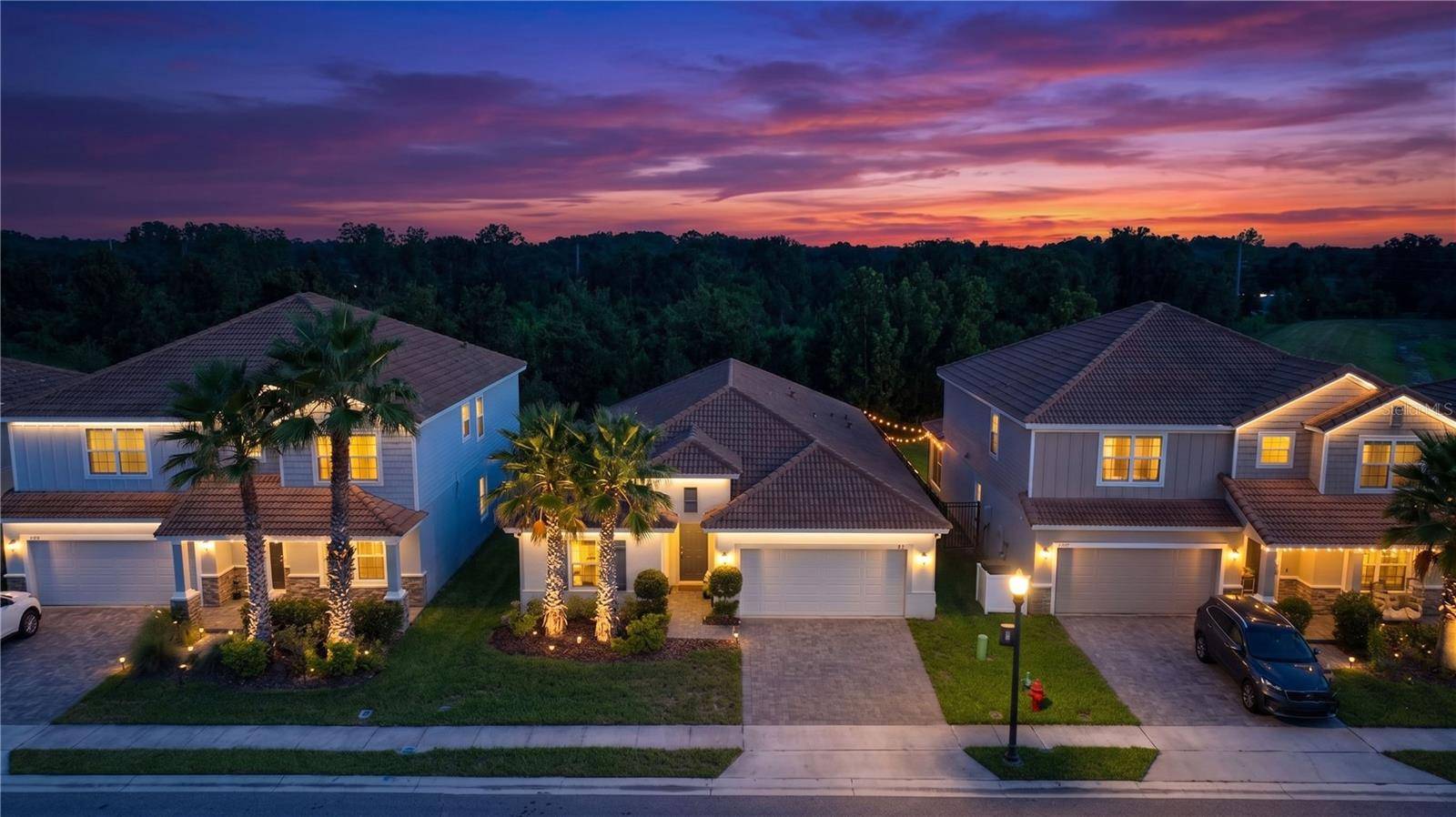 1111 OAK BLUFF DR, Davenport, FL 33837