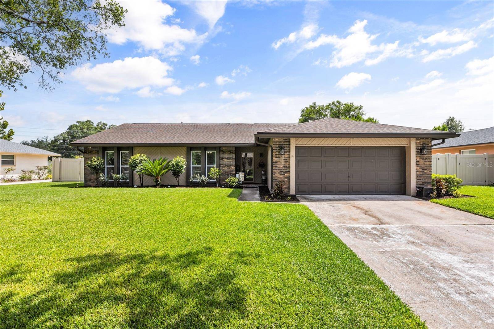 8736 LARWIN LN, Orlando, FL 32817