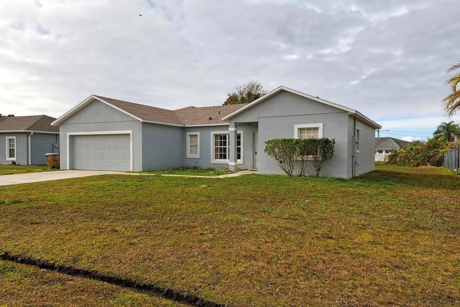 752 PARIS DR, Kissimmee, FL 34759