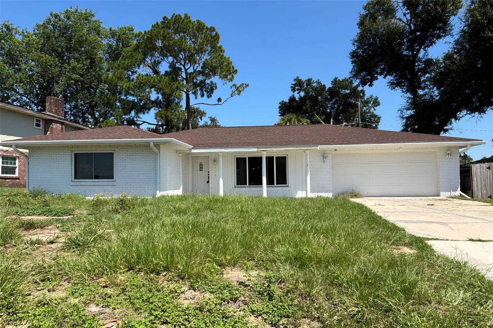 212 OVERLOOK DR, Winter Haven, FL 33884