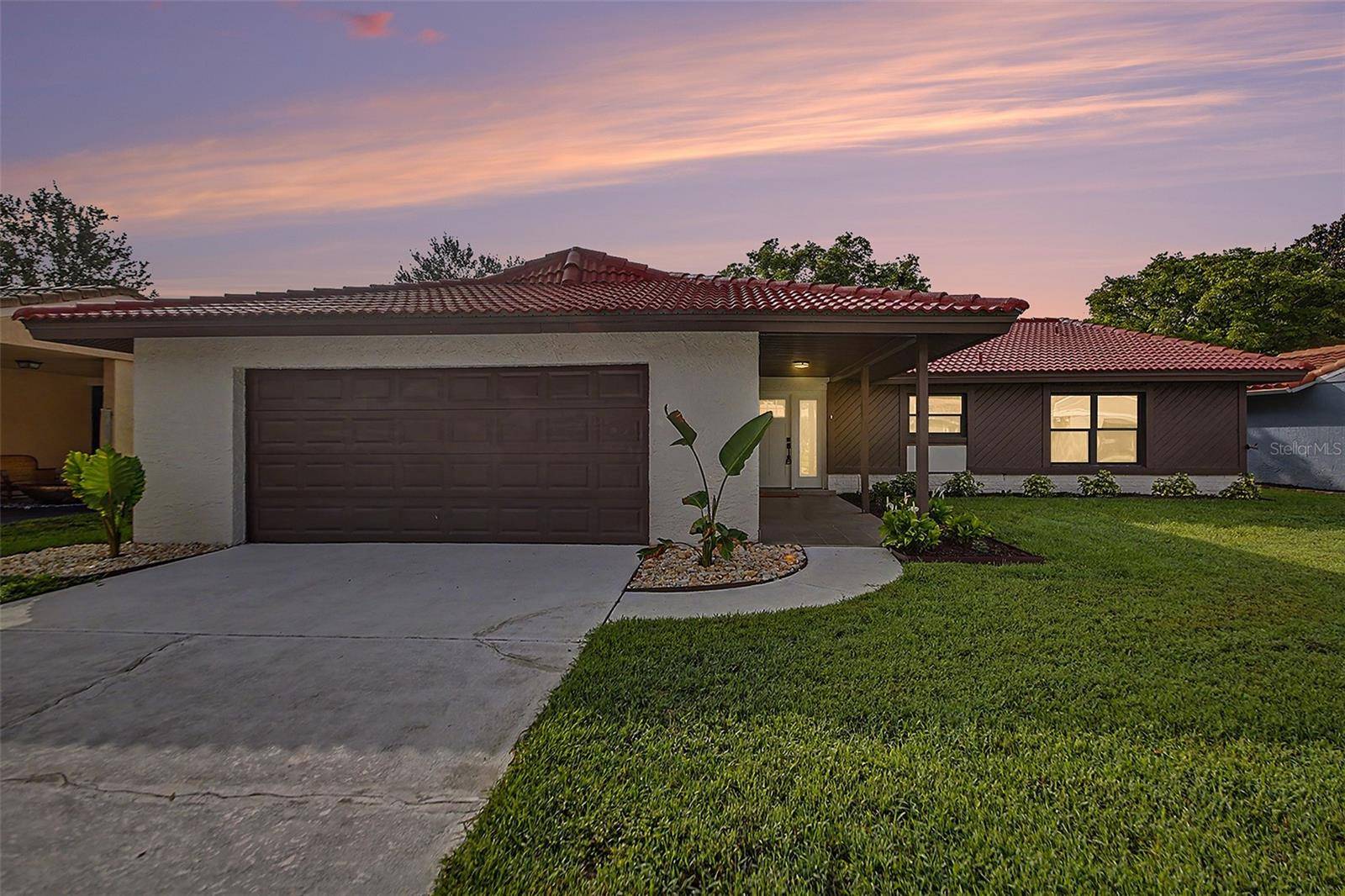 10604 WHITMAN CIR, Orlando, FL 32821