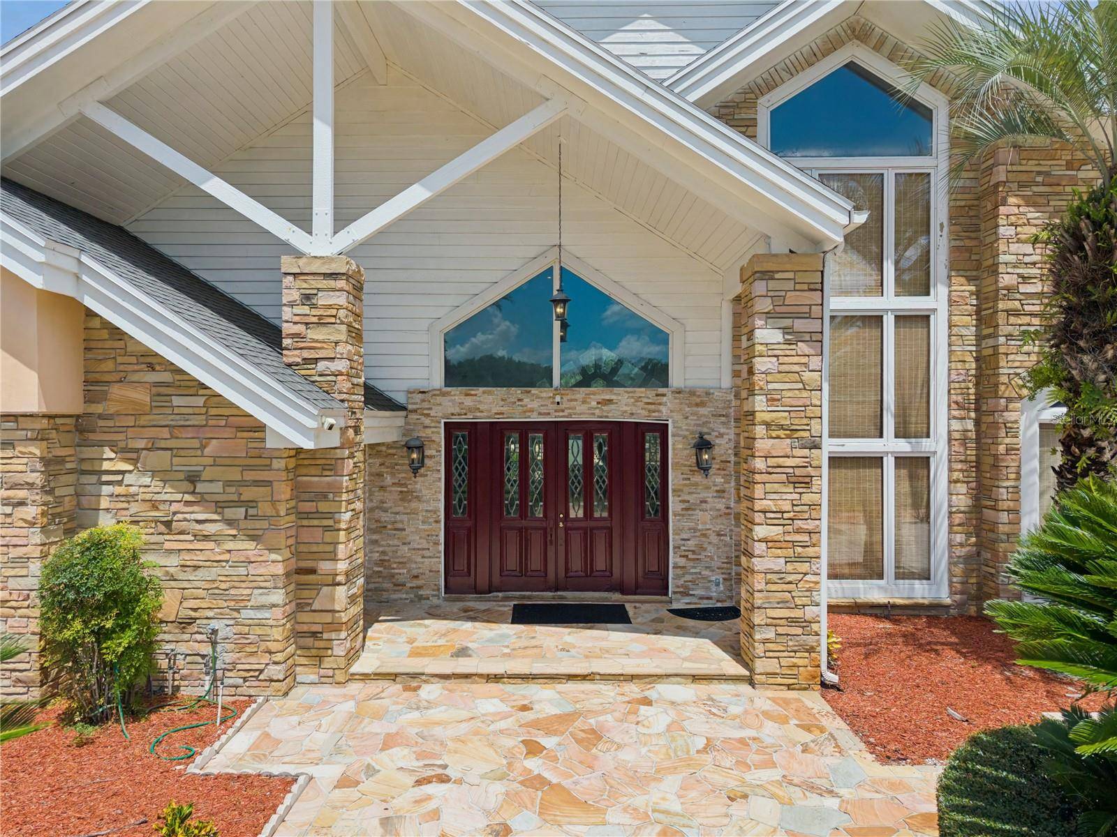 1041 SWEETWATER CLUB BLVD, Longwood, FL 32779