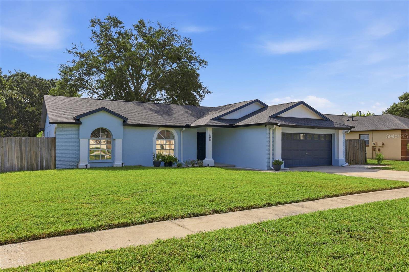 15617 KENSINGTON TRL, Clermont, FL 34711