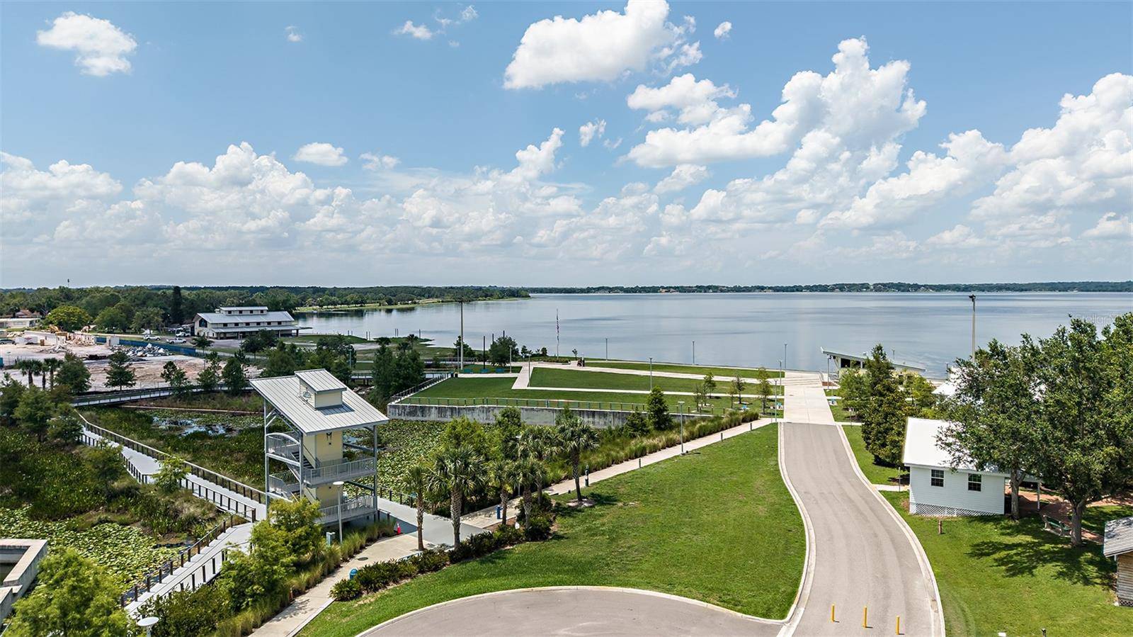 382 CORNERSTONE DR, Groveland, FL 34736