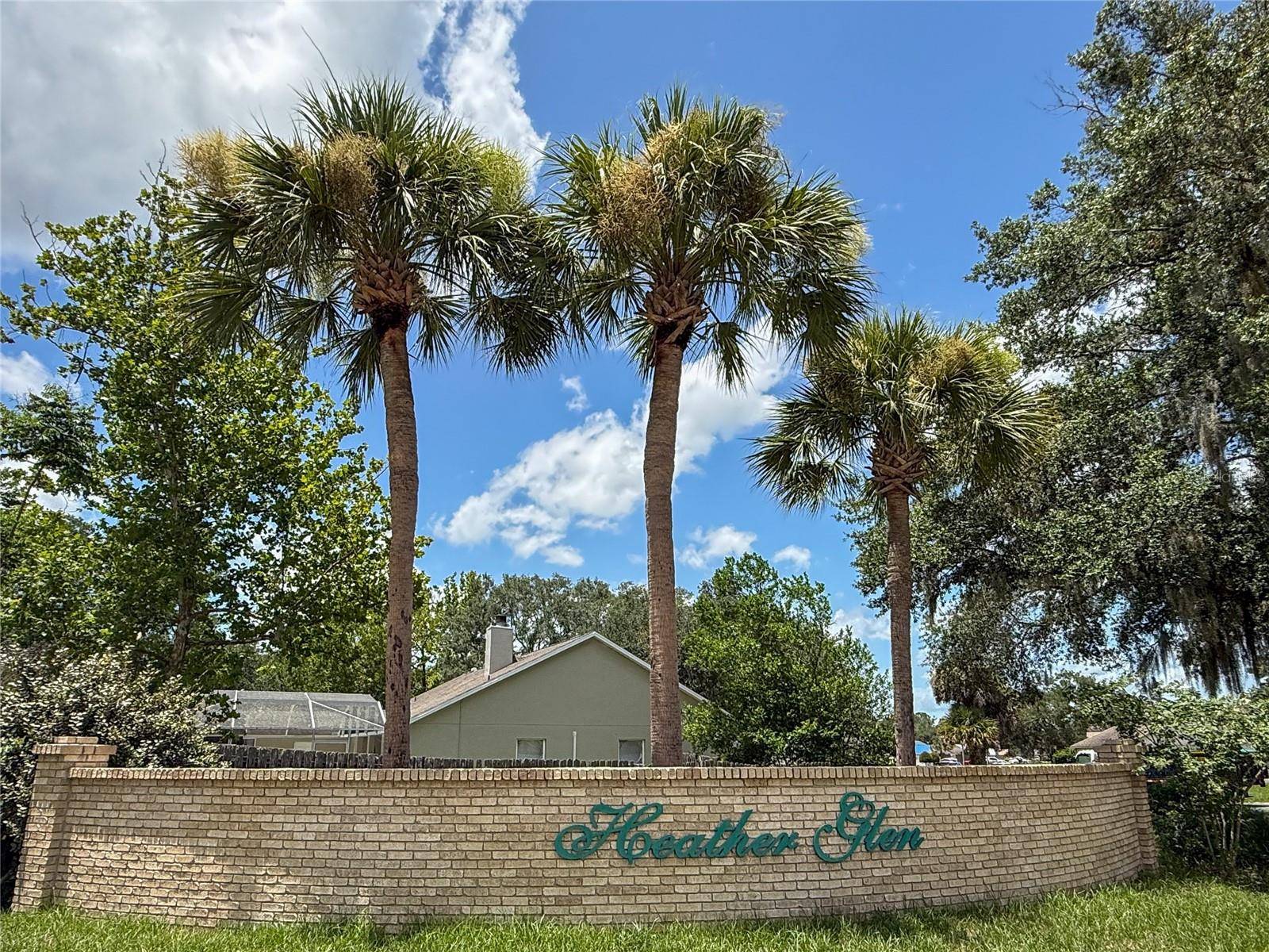 1367 HENSLEY DR, Deland, FL 32724