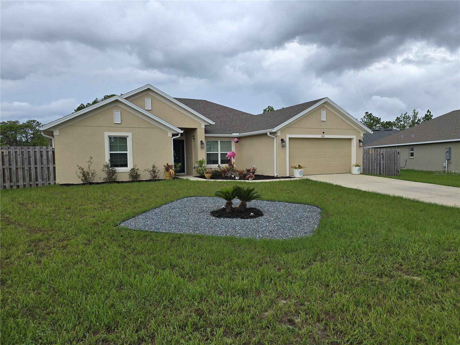 825 W HALLAM DR, Citrus Springs, FL 34434