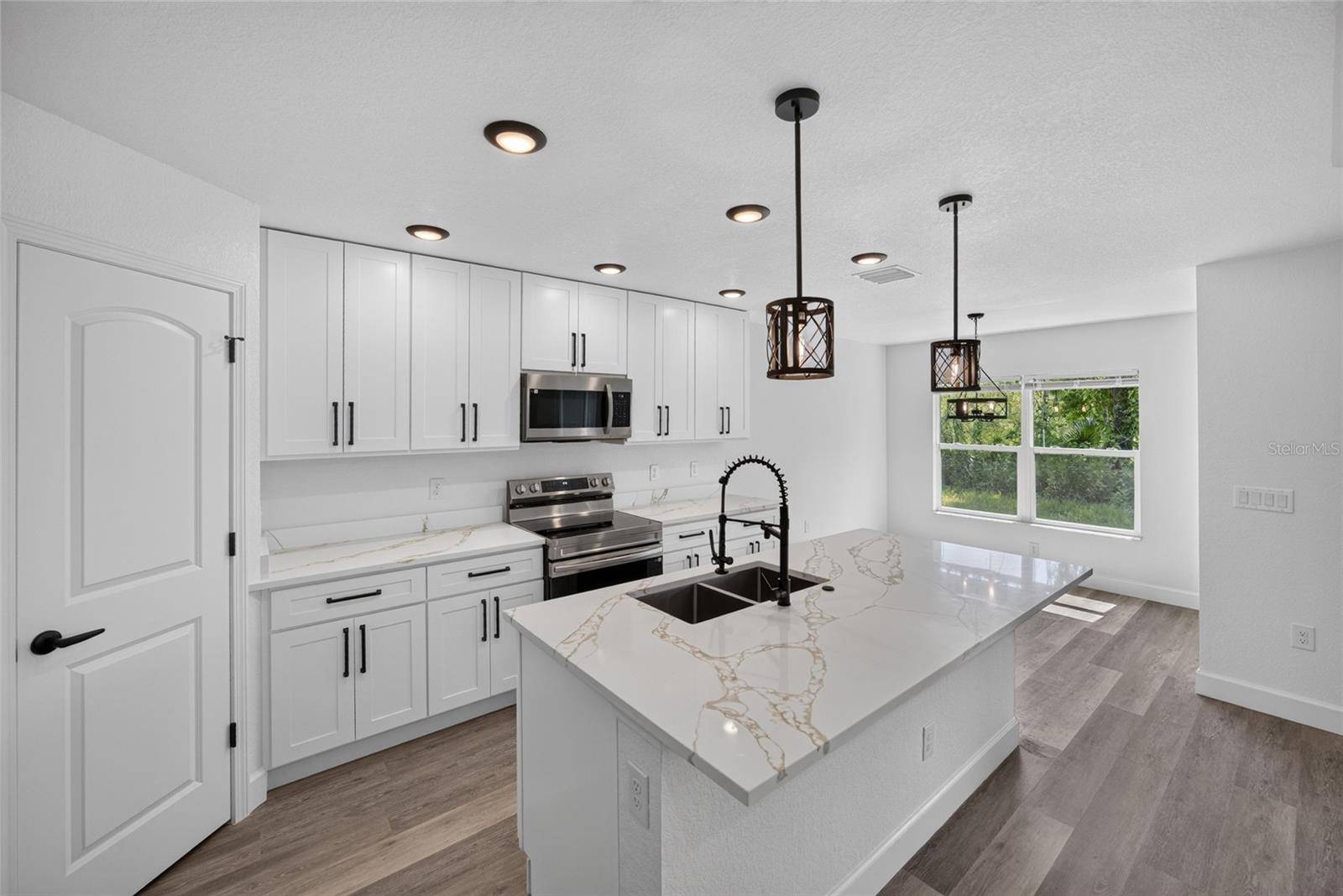 2225 MCCARTHY AVE, Sanford, FL 32771