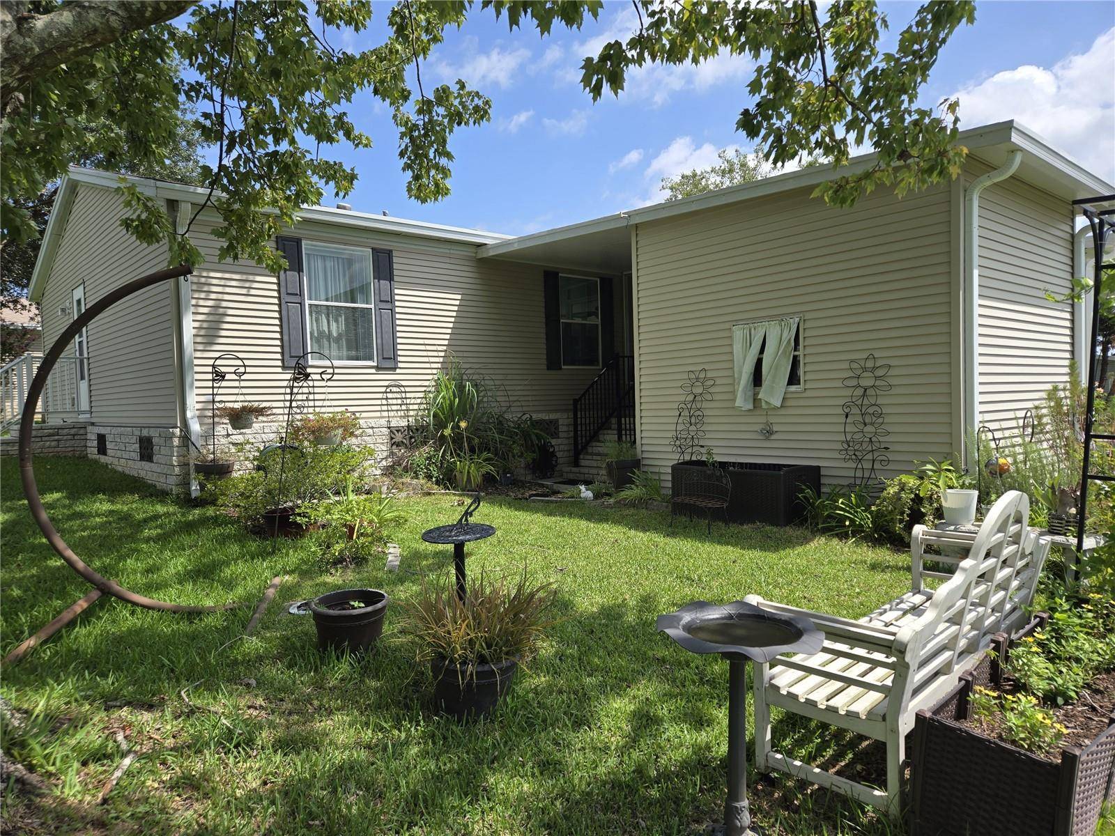 2723 LAKE GRASSMERE CIR #910, Zellwood, FL 32798