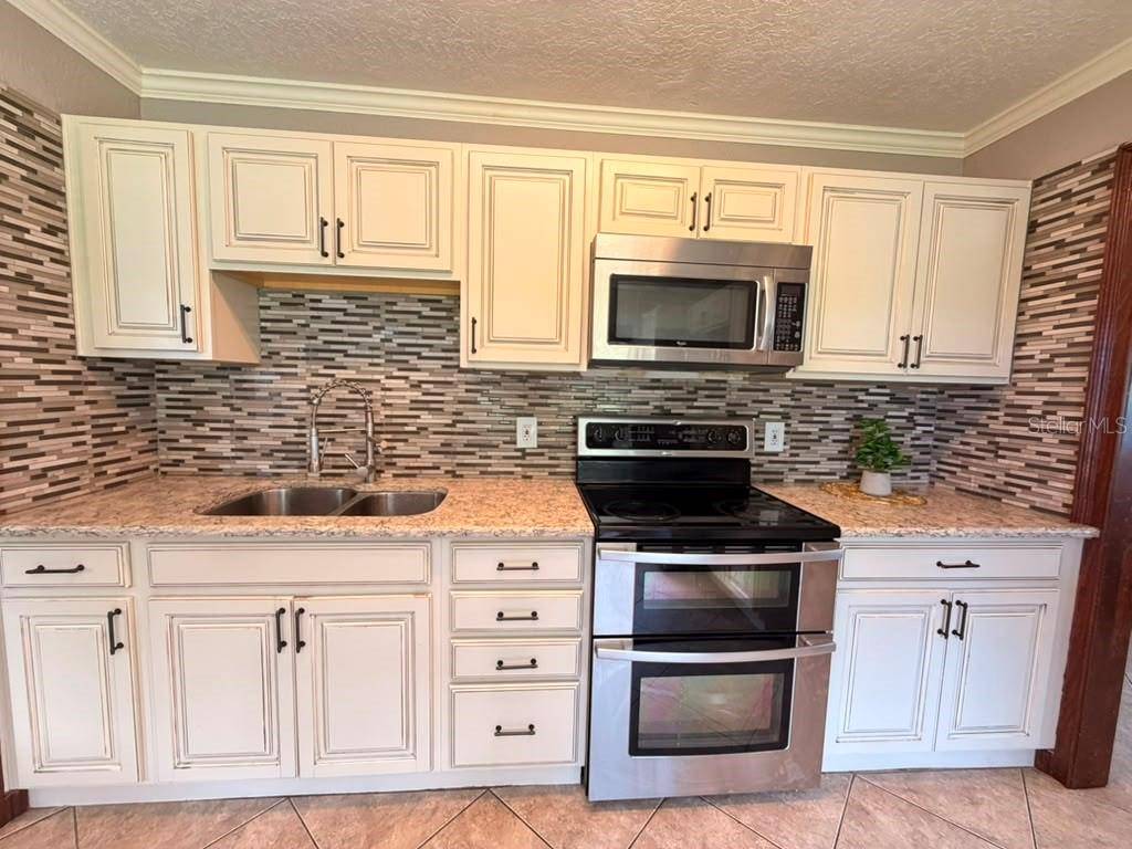 1150 MAGNOLIA DR, Altamonte Springs, FL 32714