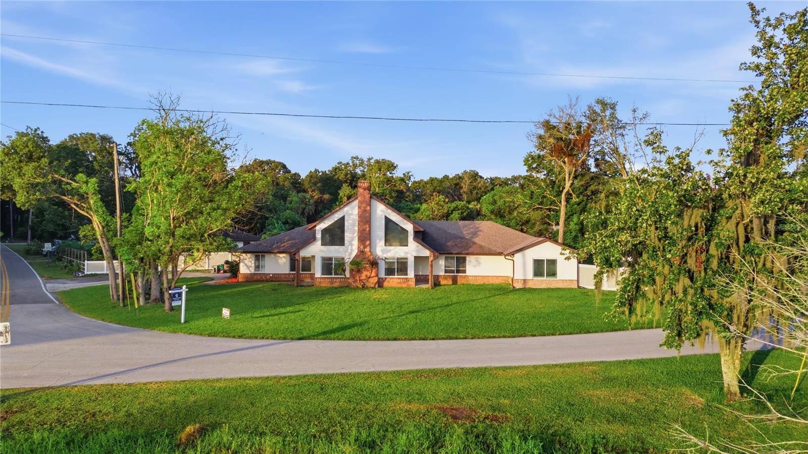 212 PLEASANT ST, Lake Helen, FL 32744