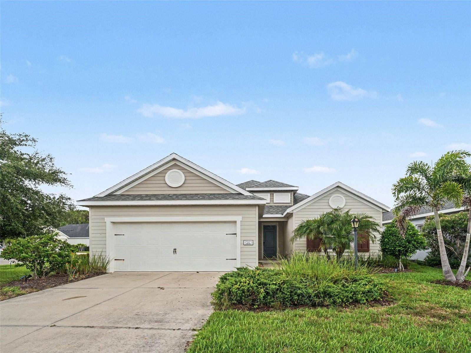 7521 RIDGELAKE CIR, Bradenton, FL 34203