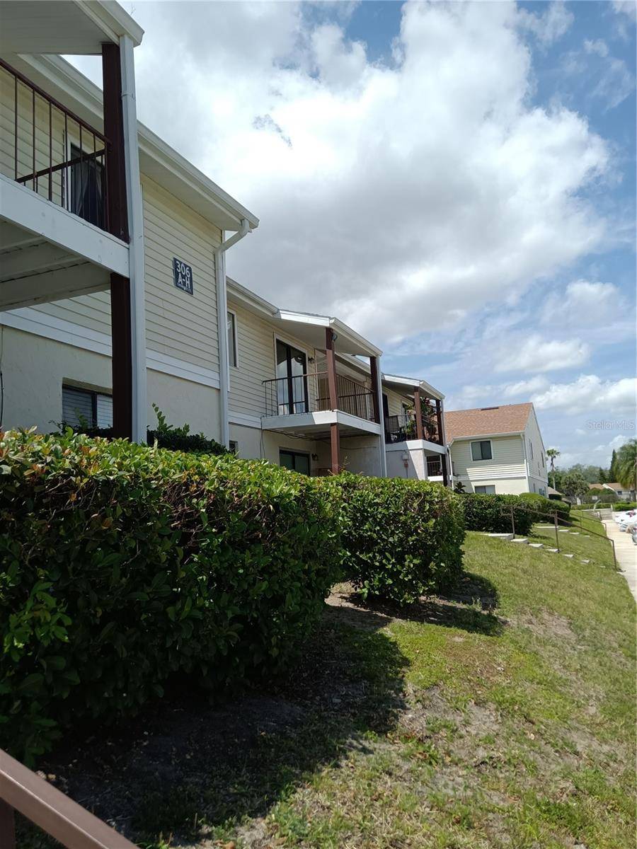306 CHEROKEE CT #F, Altamonte Springs, FL 32701