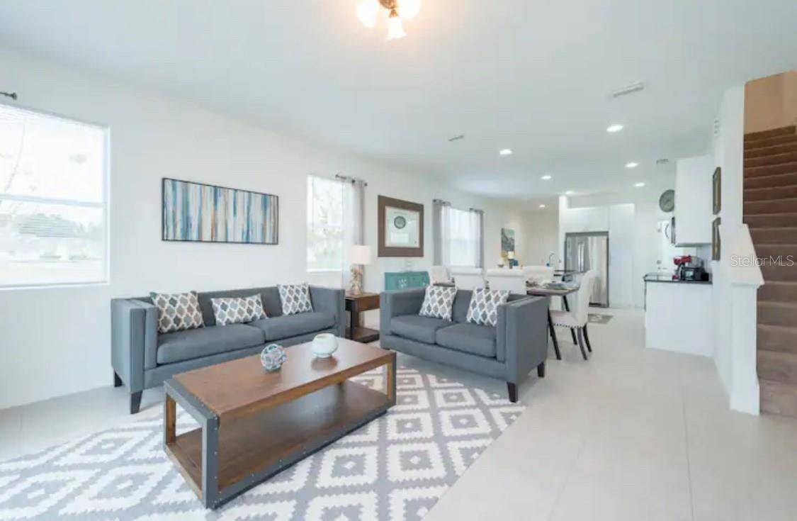 470 LAKE SHORE Pkwy, Davenport, FL 33896