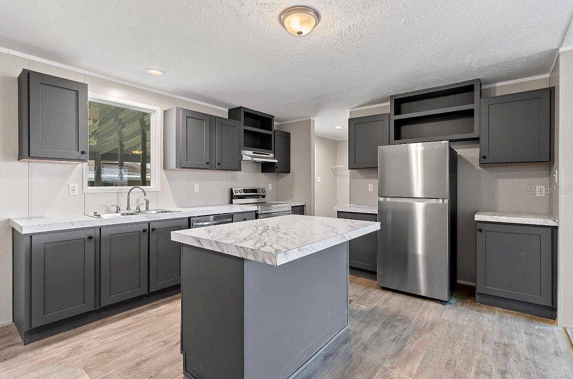 25136 HUCKLEBERRY WAY, Astatula, FL 34705