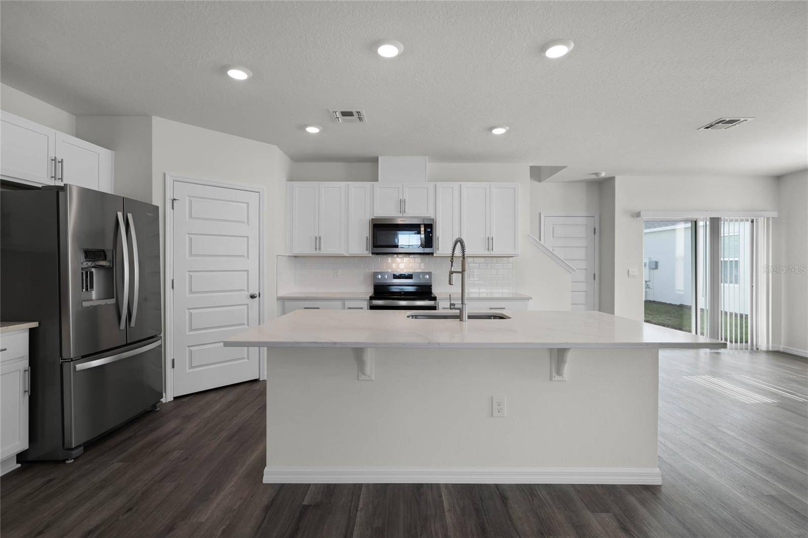1734 HUMMINGBIRD RD, Winter Haven, FL 33884