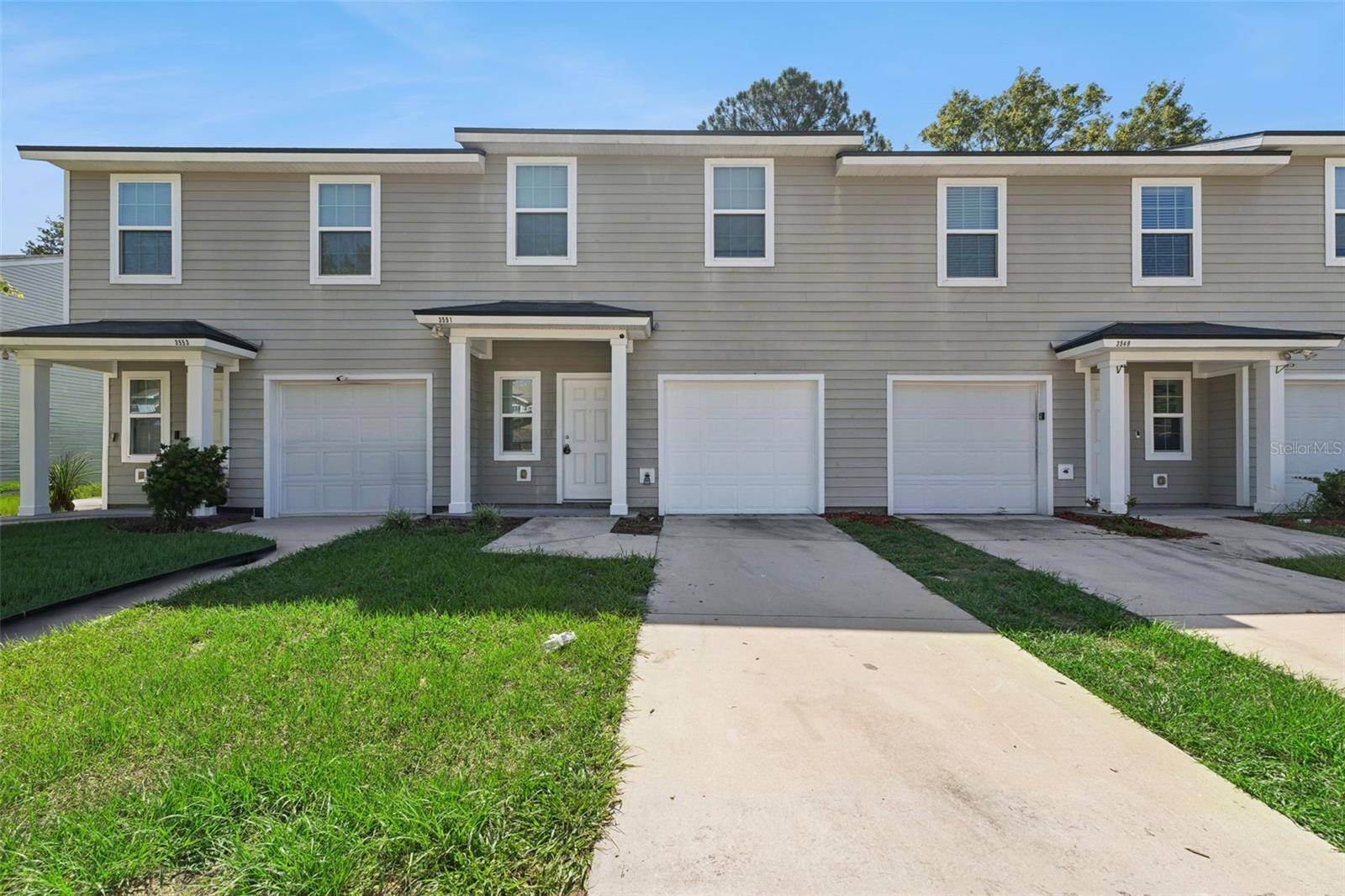 3551 RAIN FOREST DR W, Jacksonville, FL 32277