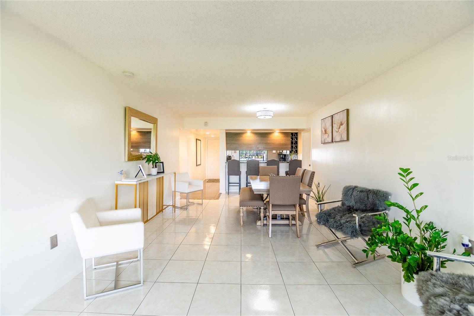 1508 WHITEHALL DR #206, Davie, FL 33324