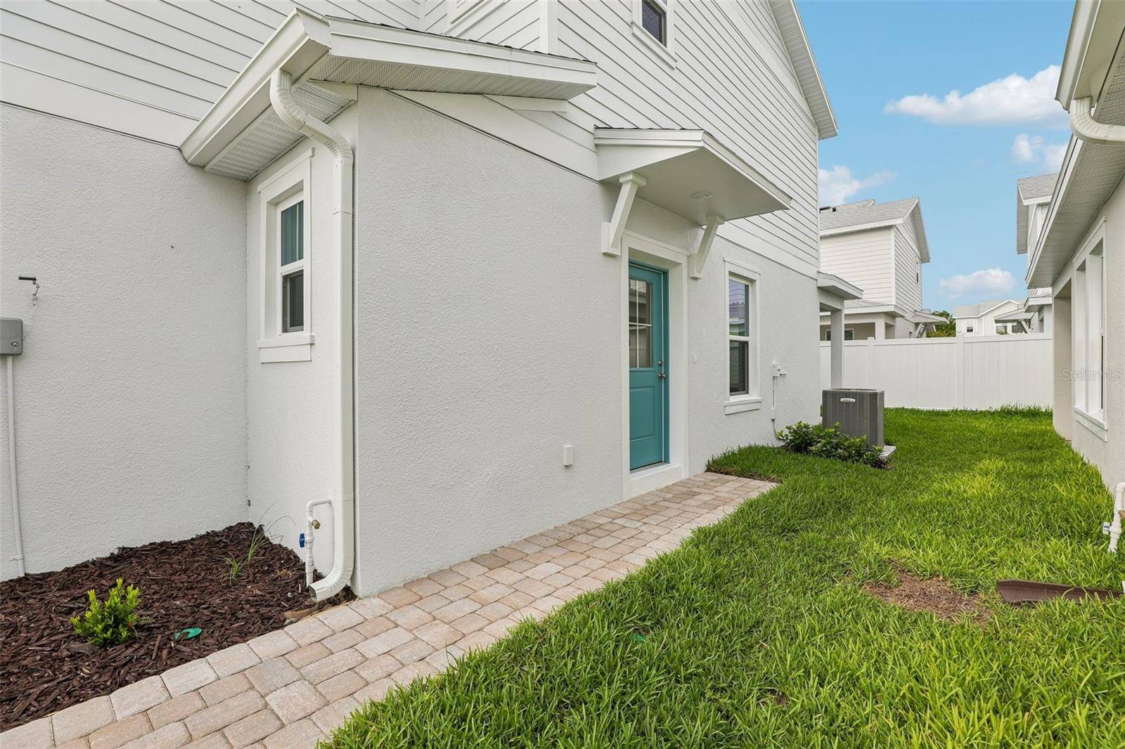 2704 MEADOW CREST DR, St Cloud, FL 34773