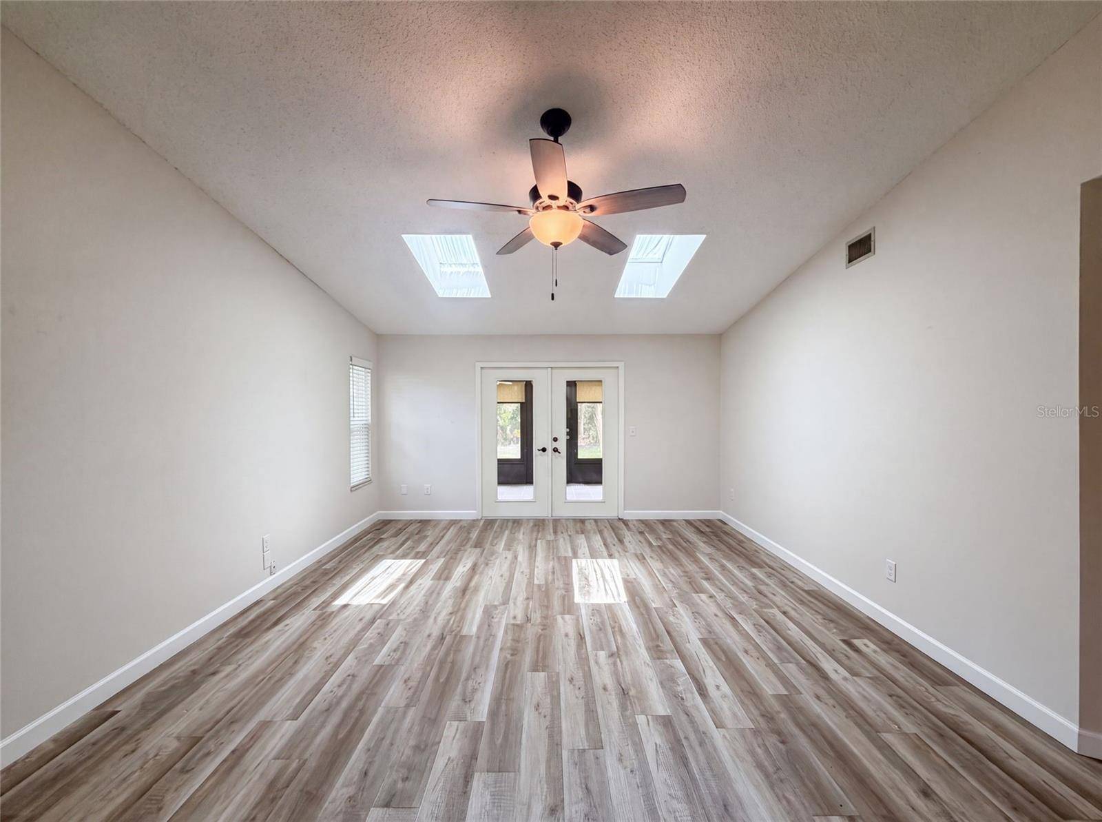 228 BOB WHITE CT #2280, Daytona Beach, FL 32119