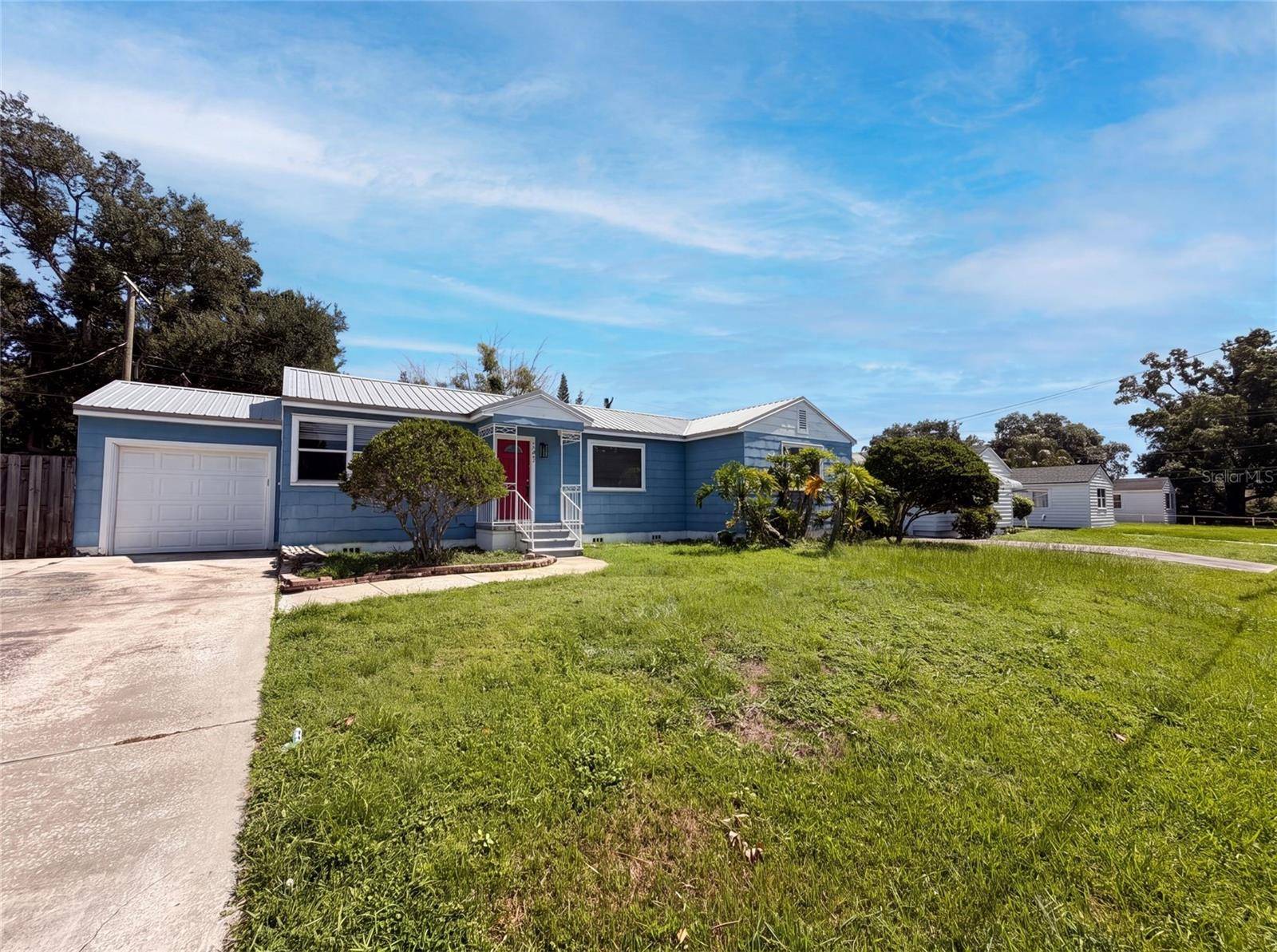 1521 W RIVER SHORE WAY, Tampa, FL 33603