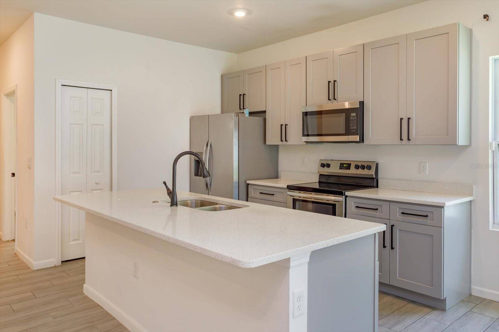 1022 36TH, Orlando, FL 32805