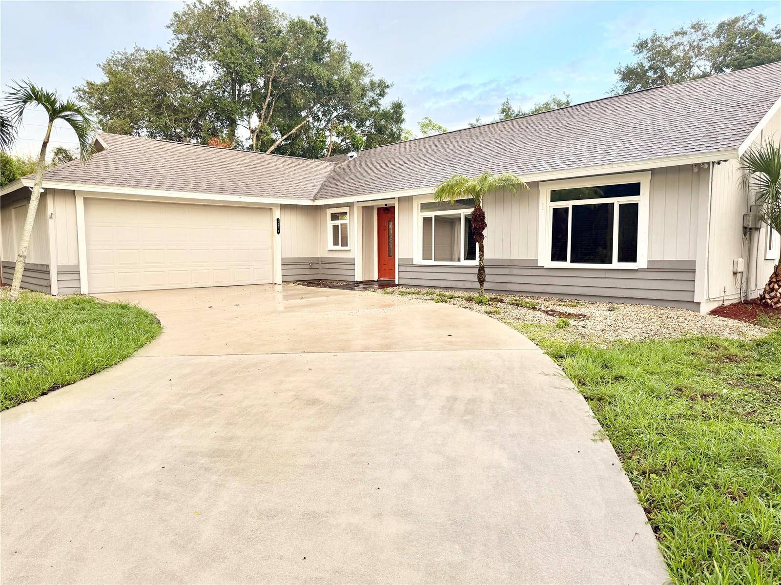 5274 CEDAR HAMMOCK CT, Sarasota, FL 34232