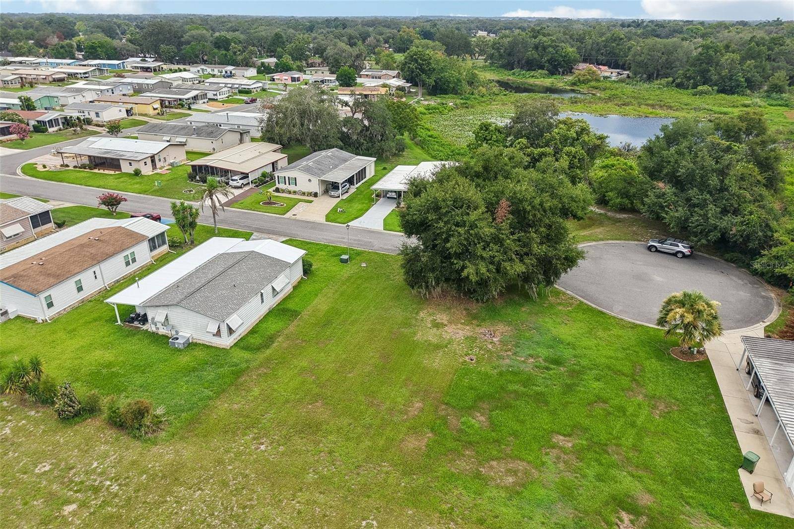 2341 W COACH N FOUR DR, Leesburg, FL 34748