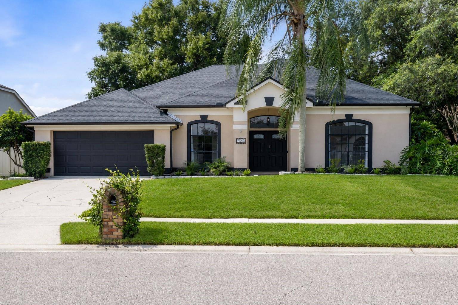623 YORKSHIRE DR, Oviedo, FL 32765