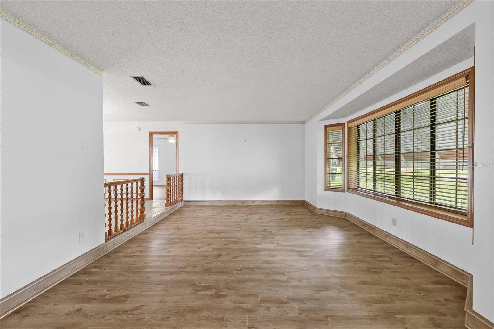 521 FERNWOOD DR, Altamonte Springs, FL 32701