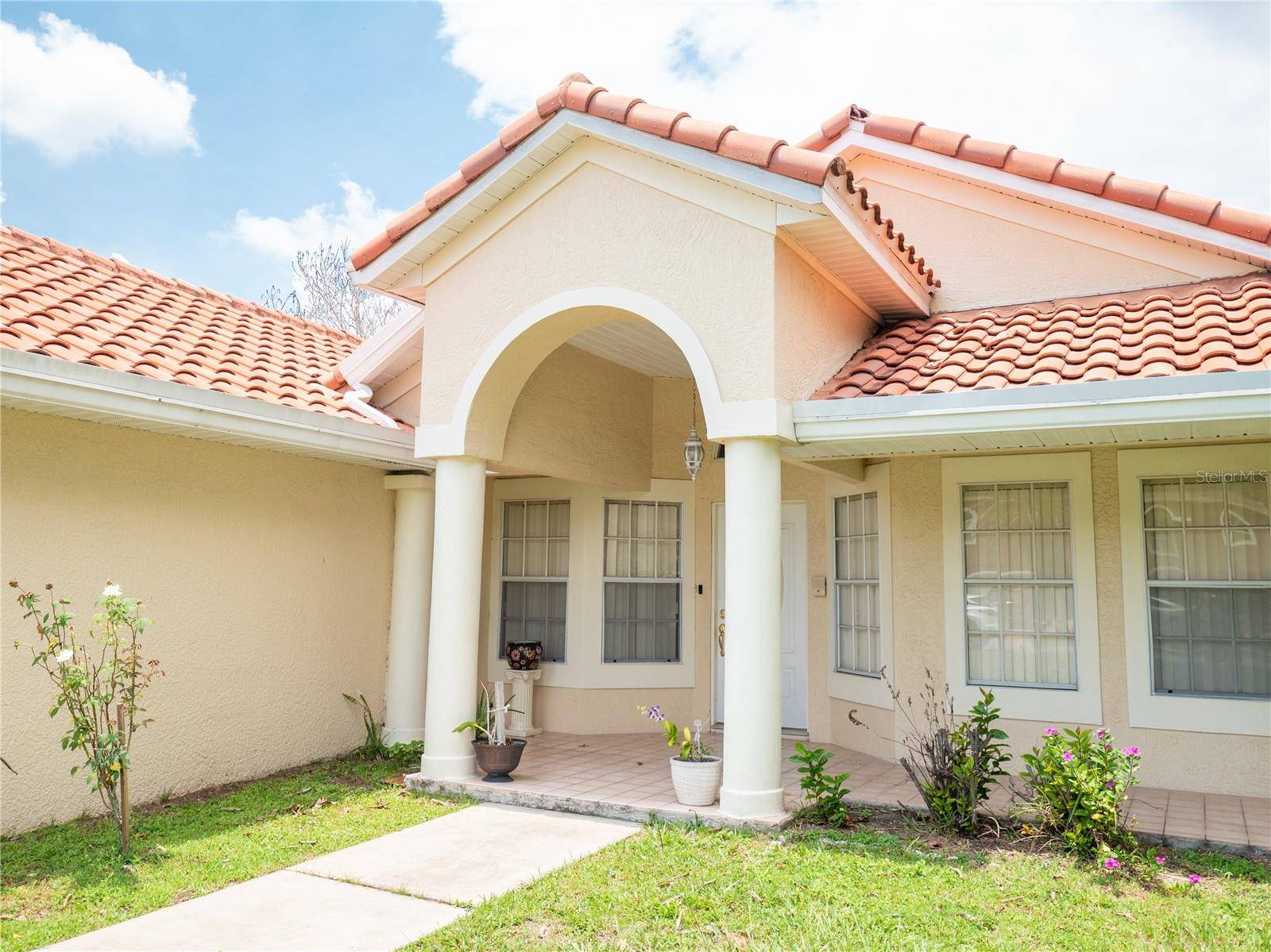 2125 TRIUMFO CIR, Kissimmee, FL 34744